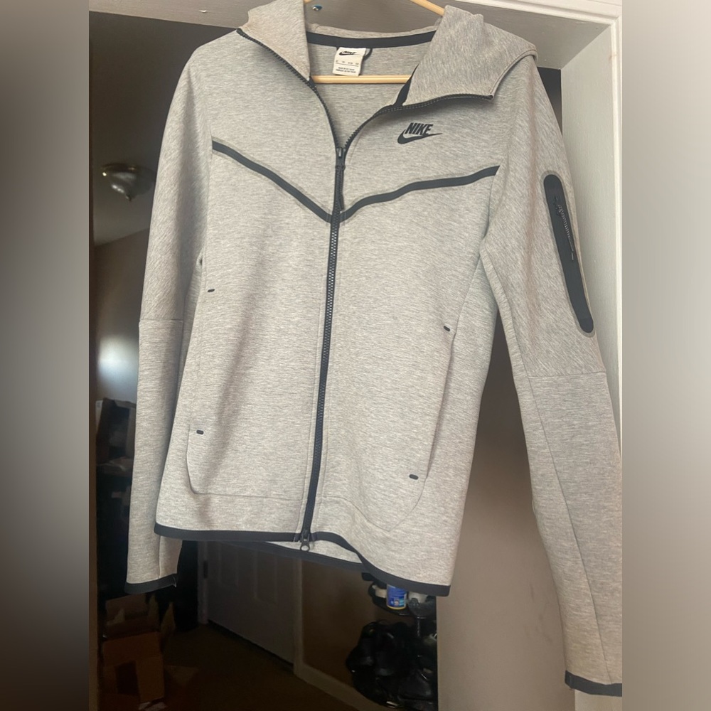Men’s size XS grey Nike tech zip up hoodie